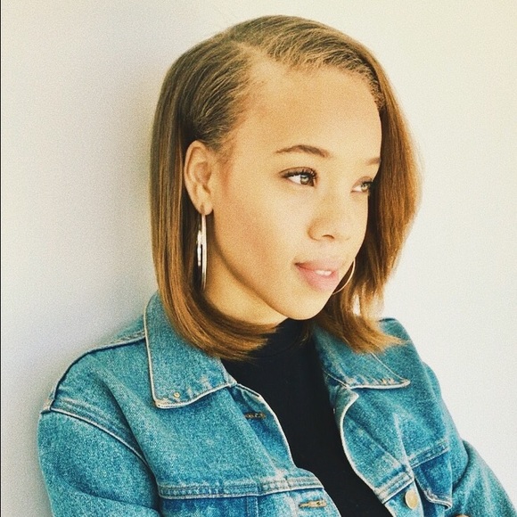 Profile Picture of Tara Stallion (@tarastallion) on Poshmark