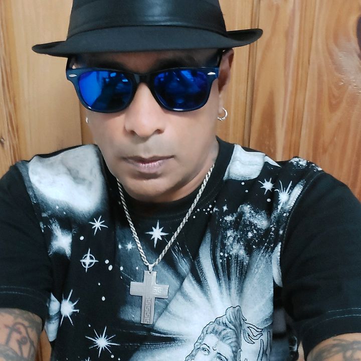 Profile Picture of Michael O'Brien (@michaelobriensinger) on Tiktok