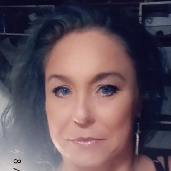 Profile Picture of Erica Fitzpatrick (@ericafitzpat374) on Poshmark
