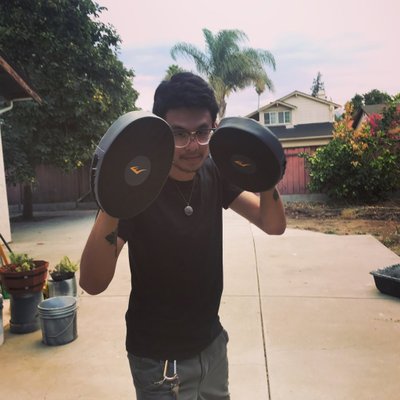 Profile Picture of Andrew 安德鲁 Lapeña (@m1ntchip80) on Twitter