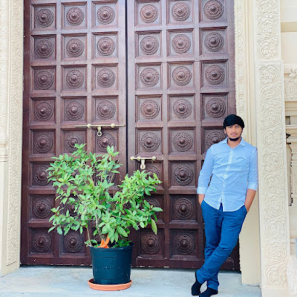 Profile Picture of R sharath Chandra (@rschandra7696) on Poshmark