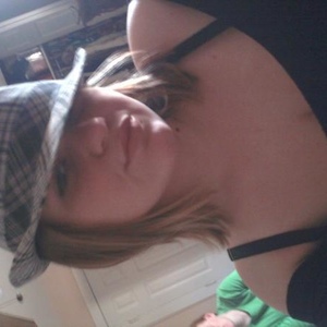 Profile Picture of Tessia Thomas (@tessia_01) on Myspace