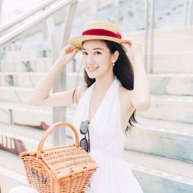 Profile Picture of Alice Wang (@wyihting) on Pinterest