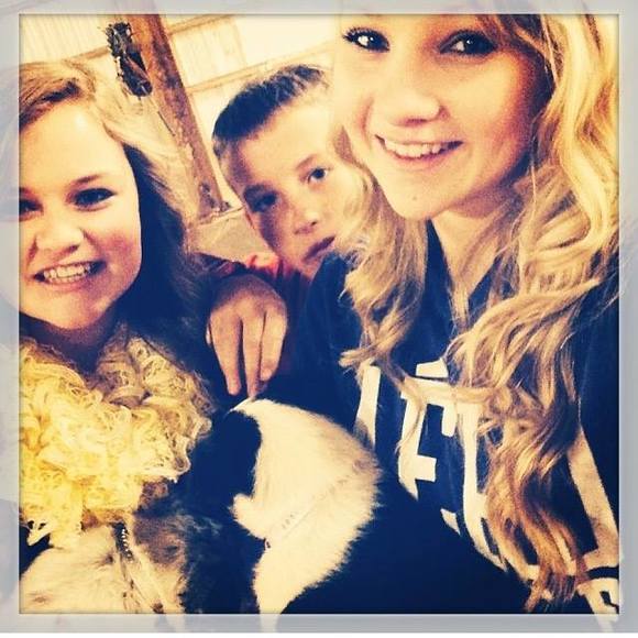 Profile Picture of Nathaniel Barlow (@barnath) on Poshmark