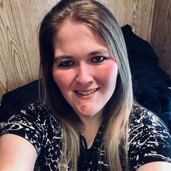 Profile Picture of Danny Smith (@jezzica1924) on Poshmark