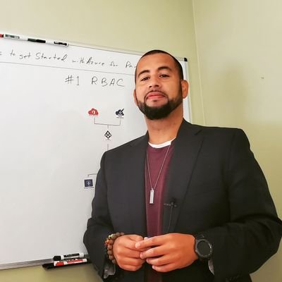 Profile Picture of AzureChris (@AzureChris2) on Twitter