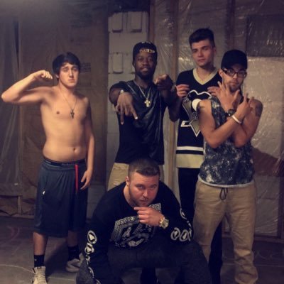 Profile Picture of Brian W (@TheRealYvngLeo) on Twitter