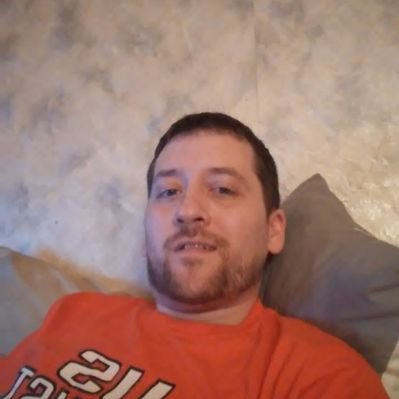 Profile Picture of Eric Austin Tackett (@etackett29) on Twitter