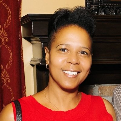 Profile Picture of Sheila Henley - #Producer (@SheilaHenley77) on Twitter