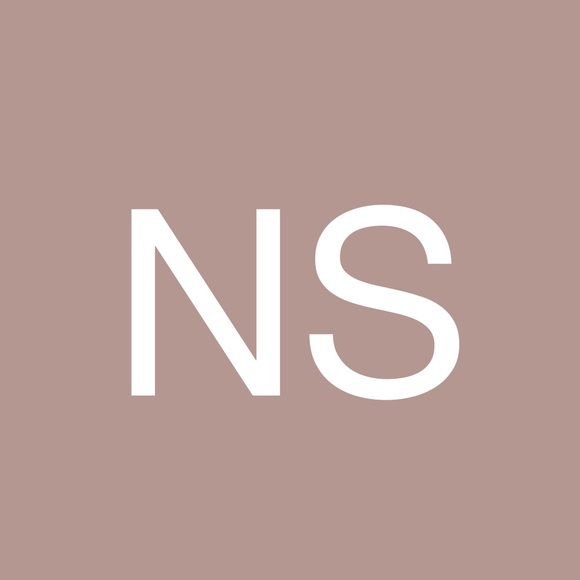 Norma Sheard - Poshmark Profile Picture of Norma Sheard (@faefae207) on Poshmark