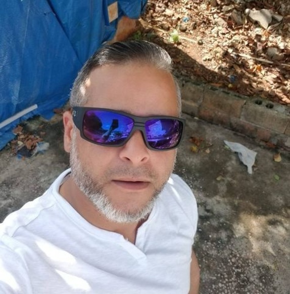 Profile Picture of Luis Oropeza (@luisoropeza588) on Poshmark