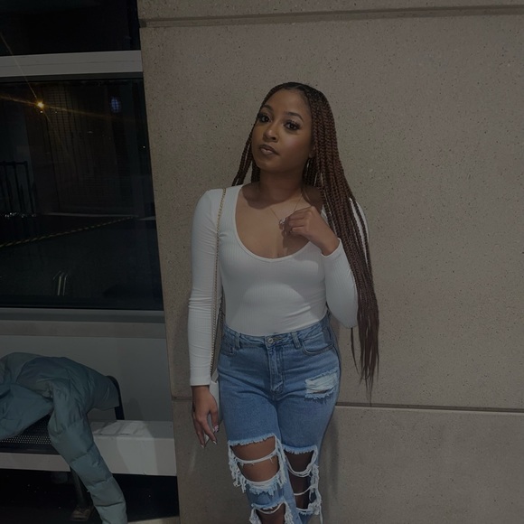 Profile Picture of Faithhh❤️ Tigner (@immfaithhh826) on Poshmark