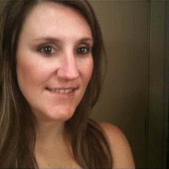 Profile Picture of Shana Wittekind (@shanaw411) on Poshmark