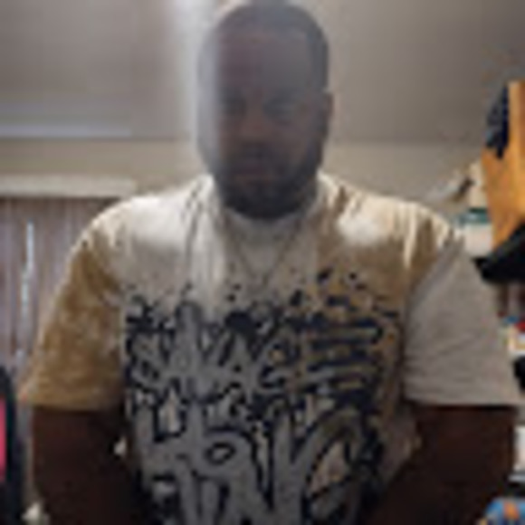 Profile Picture of Edward Copes (@bigdrama5) on Poshmark