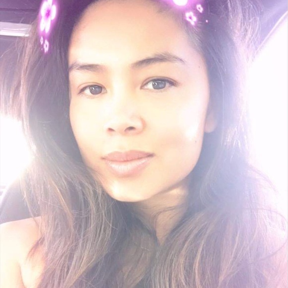 Profile Picture of Kim Do (@kimberlyphuong) on Poshmark