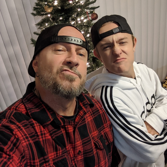 Profile Picture of Gage Langreder (@punkypunk2004) on Poshmark
