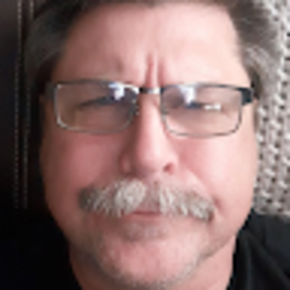 Carl Hommes - Poshmark Profile Picture of Carl Hommes (@carlhommes) on Poshmark