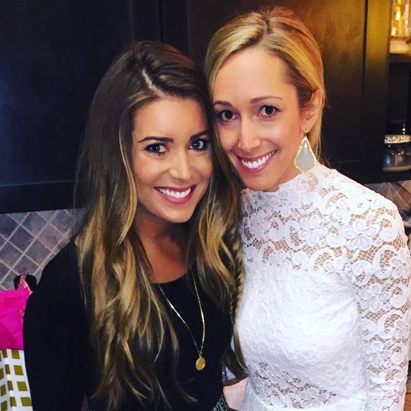 Profile Picture of Lauren Medinger (@ltmed318) on Poshmark