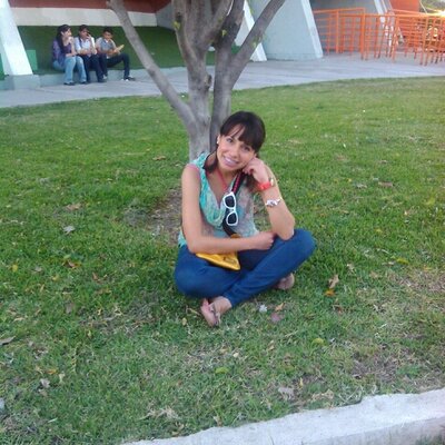 Profile Picture of Julieta Cruz (@julietacruz90) on Twitter