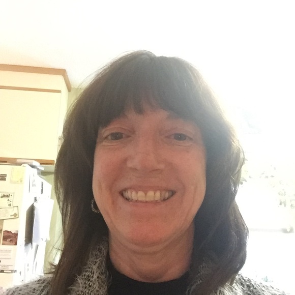Profile Picture of Kelley Pearson (@pearskw) on Poshmark
