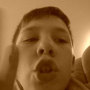 Profile Picture of Christopher Collet (@Elodie51Collet) on Twitter