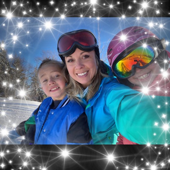 Profile Picture of Jill Wieciech (@jillwieciech) on Poshmark