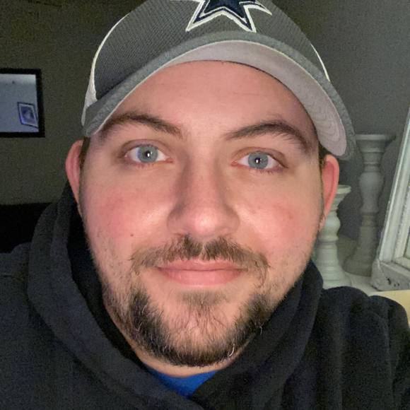 Profile Picture of Joe Cristea (@joecristea) on Poshmark