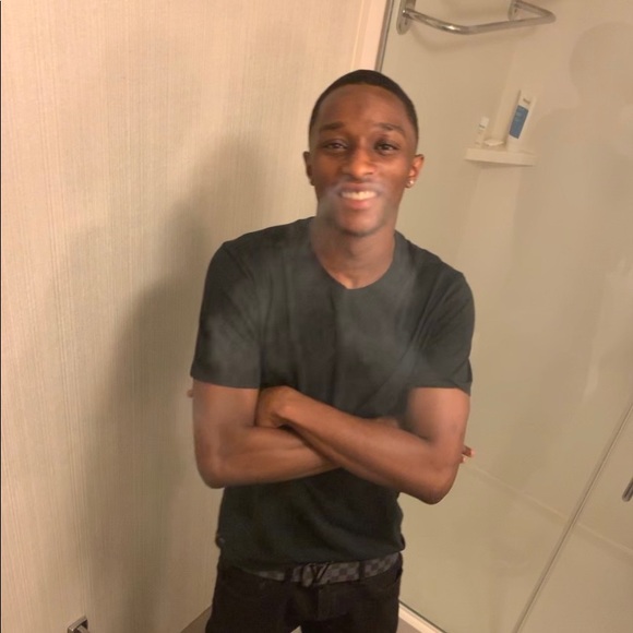 Profile Picture of Shawn Pierre (@shawnepierre99) on Poshmark