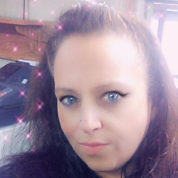 Profile Picture of Mirandy Zedi (@mirandyzedi) on Poshmark