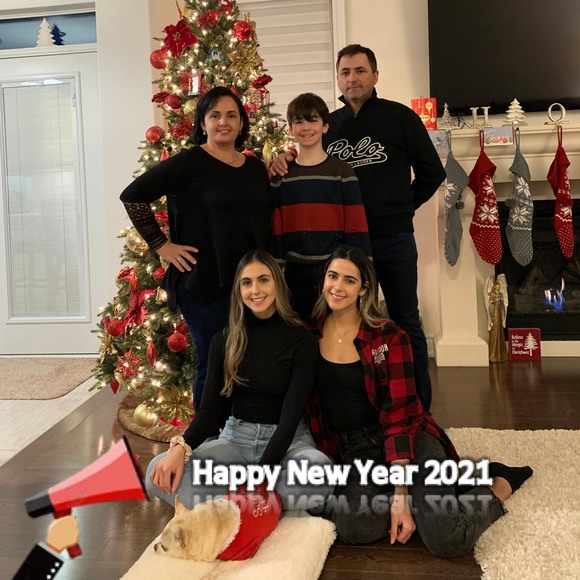 Profile Picture of Sandra Ribeiro (@ssribeiro25) on Poshmark