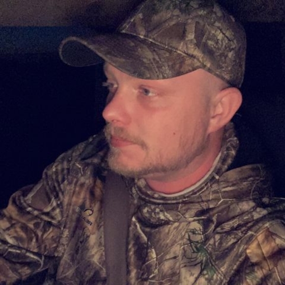 Profile Picture of Craig Streeter (@cstreeter9422) on Poshmark