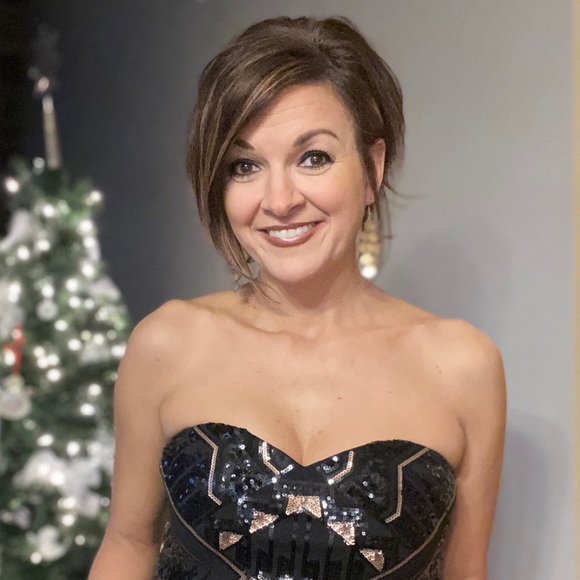 Profile Picture of Diana Patterson (@lady_di_23) on Poshmark