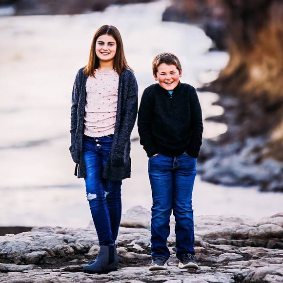 Profile Picture of Angie Blommer (@angieblommer) on Poshmark