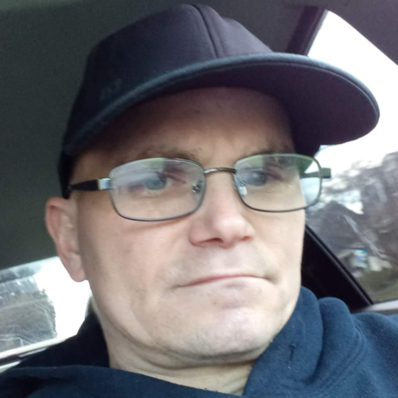 Profile Picture of Chris Finger (@cjacobf74) on Poshmark