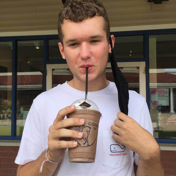 Profile Picture of Daniel Donahue (@ddonahue2021) on Poshmark