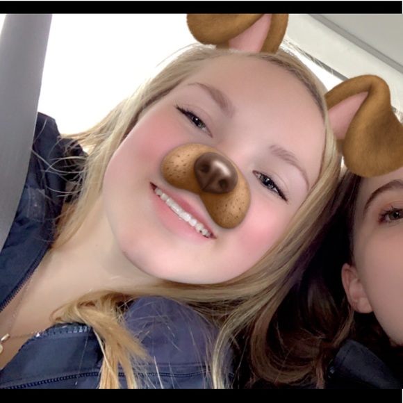 Profile Picture of Shelby Gulseth (@sgulseth2) on Poshmark