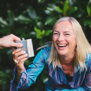 Profile Picture of Barbara Claypole White (@bclaypolewhite) on Instagram