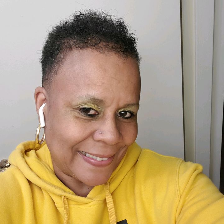 Profile Picture of Ms,Sexy_redddd (@sharonhickman) on Tiktok