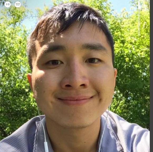 Profile Picture of Michael Guo (@michaelguo93) on Poshmark