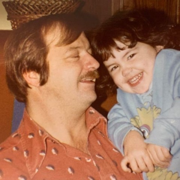 Profile Picture of Dawna Thompson (@dawna_cu) on Poshmark