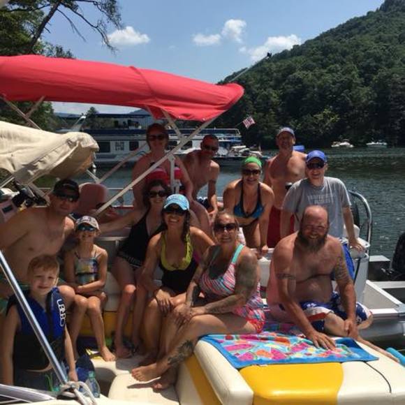 Profile Picture of Tyler Fichthorn (@tfitty) on Poshmark