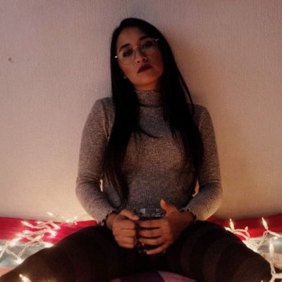 Profile Picture of Carla Leon (@carlaleon25) on Twitter