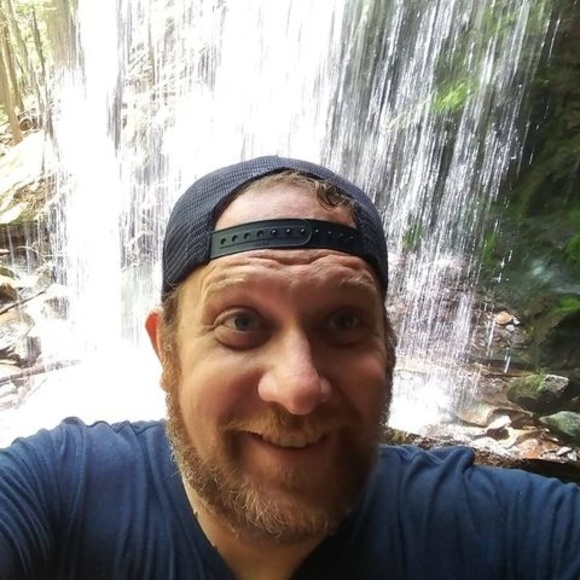 Profile Picture of Matthew Dudek (@matthewdudek821) on Poshmark