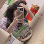 Profile Picture of Ha Chi Le (@hachile2) on Facebook