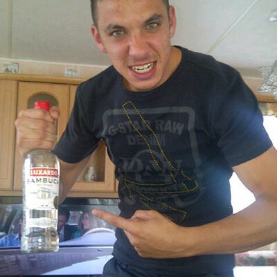 Profile Picture of Scott Homer (@scotthomez) on Twitter