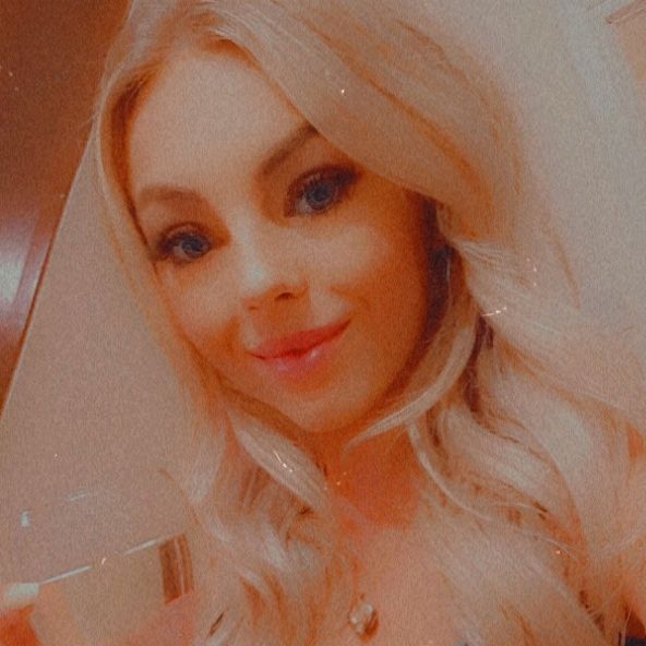 Profile Picture of _leahgibson (@_leahgibson) on Tiktok