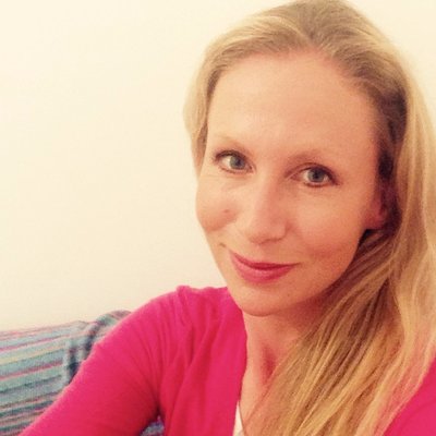Profile Picture of Amy Waring (@Amy_Waring_Yoga) on Twitter