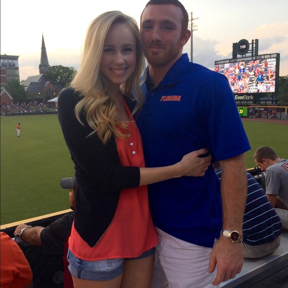 Profile Picture of Josh Branstetter (@joshbranstetter) on Poshmark