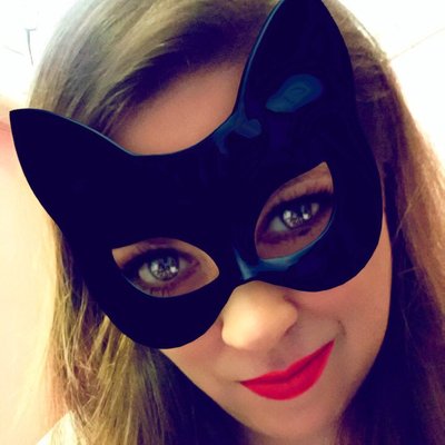 Profile Picture of Lady Kate Of 1sq Ft (@TGI_QT) on Twitter