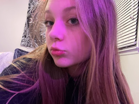 Profile Picture of Ruby Reifer (@rubyreifer) on Poshmark